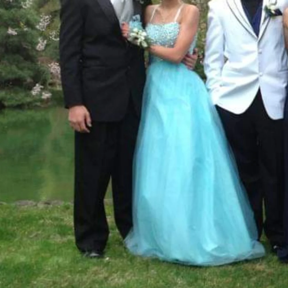 Prom dress - Picture 7 of 7